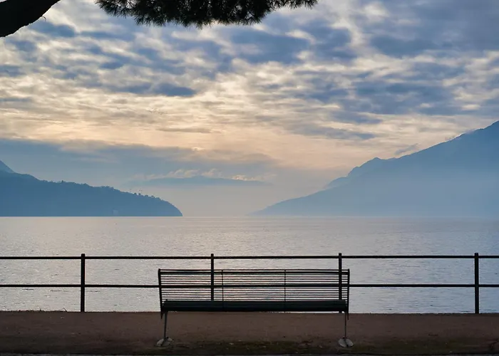 Family Typical House In Historic Center * Domaso