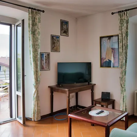 Tatil Evi Family Typical House In Historic Center Domaso