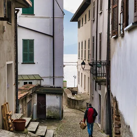 Family Typical House In Historic Center Domaso